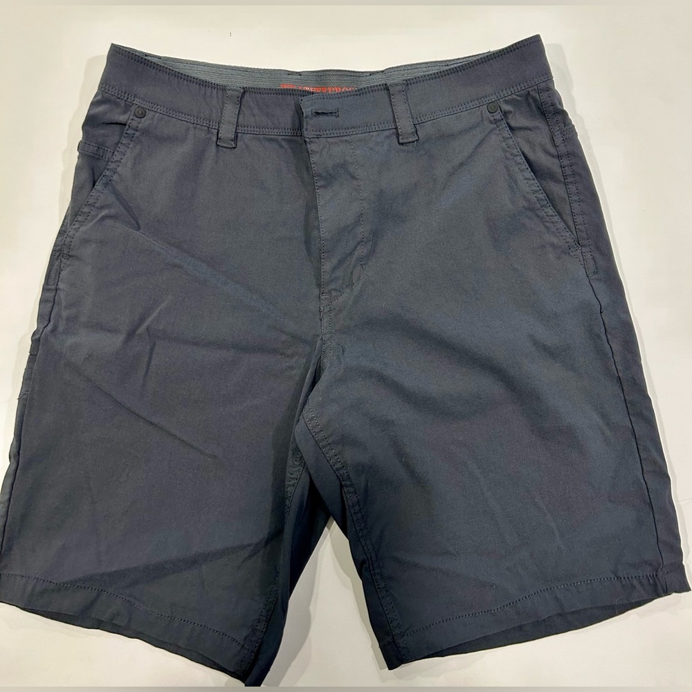 Men’s Weatherproof Vintage shorts • Size 30
